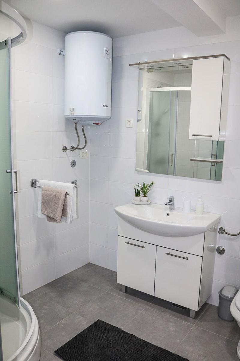 Beach Apartment Anđela Kastela Ngoại thất bức ảnh